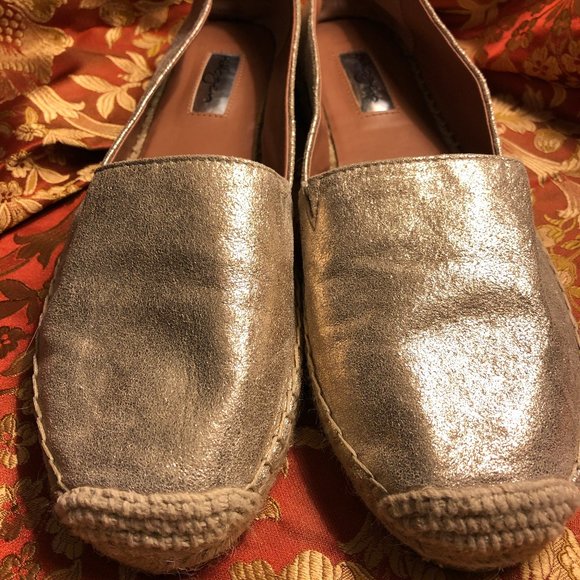 Gold Halogen Flats (Size 8.5) - Picture 3 of 6